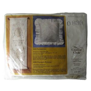 Vintage 80s Creative Circle Pineapple Welcome Sign Hanging Wicking 0839